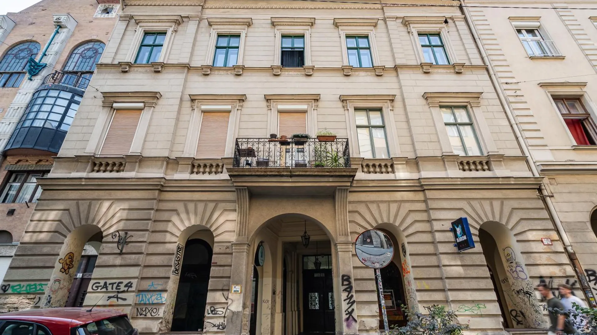 Eco Den Apartment Budapest 0*,